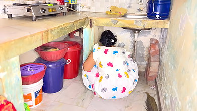 Hot Desi Bhabhi Padosi Kitchen Sex – Real Passionate Hardcore