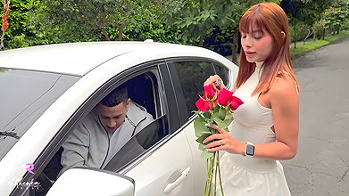 A Petite Street Vendor Is Picked up on the Street by a Rich Guy – Athenea Rose and Max Betancur