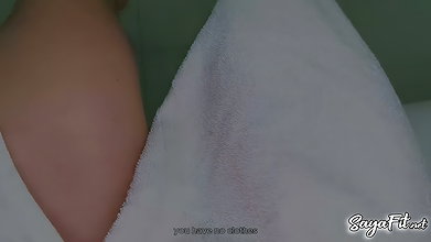 Colombian MILF fixes my TV and gives me anal pounding with her big ass – Sayafit