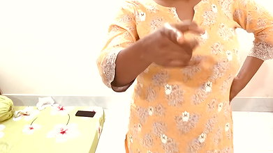 Bangladeshi Stepmom was fuck by Her older stepson at bedroom