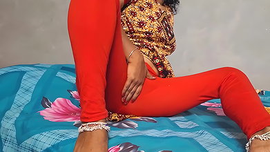 indian desi Stepbrother is giving high quality sex and licking to his stepsister with his big Cock. viral video
