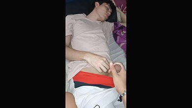 HORNY STEPBROTHER OF 18 YEARS OLDTELLS ME THINGS IN MY EAR SO I CAN HAVE SEX WITH HIM, I PUT MY ASS ON TOP OF HIS PANTS