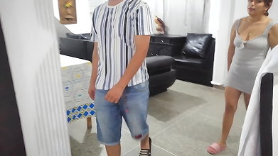 I FUCK MY PARENTS’ MAID