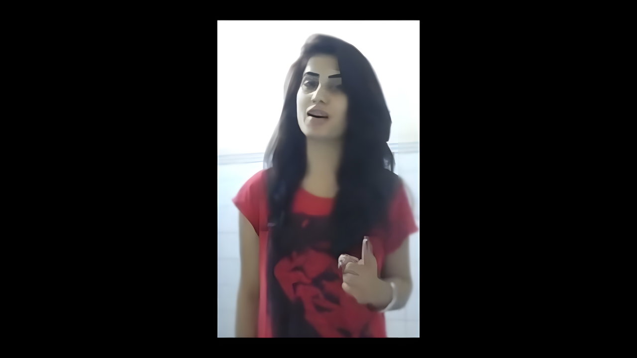 Oops! Mujhe to Yaad hi ni ki maine bra hi ni pehni! 1