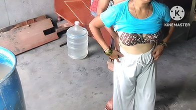 Desi Indian Boy and Housewife Double Chudai