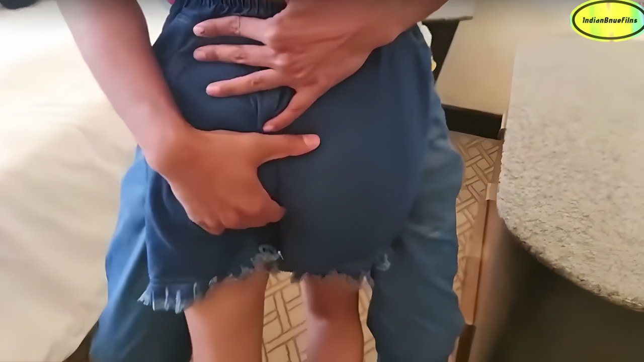 Young teen girl fucked hard by her stepbrother Indian Sex MMS