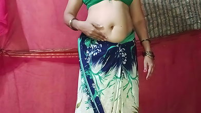 Bhabhi Getting Horney