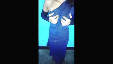 Beautiful Indian Alone Girl Showing Heri Pussy
