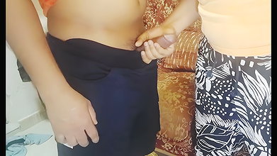 Bangladeshi Working Girl Fucking in the House