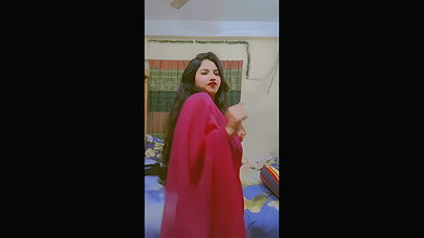 Bengali Sexy Tanker Babe Showing Big Melons (2) 2