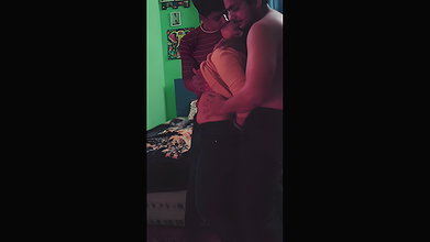 i gave my ass to my boyfriends friend and he made me cum 4k (2) 1
