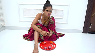 Bhabhi ne apne hawash ke chakkar me deawer ko banaya apna sikar