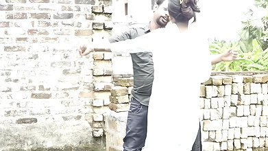 Bhabhi ko godi me baitha kar jabbar dast thukai kiya