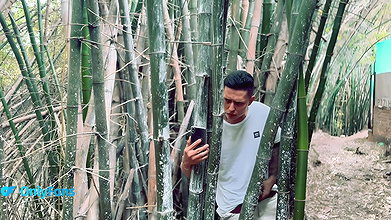 BOY CAUGHT ME IN THE FOREST I STOPPED HIM IN A VERY RICH WAY KITTYDJ