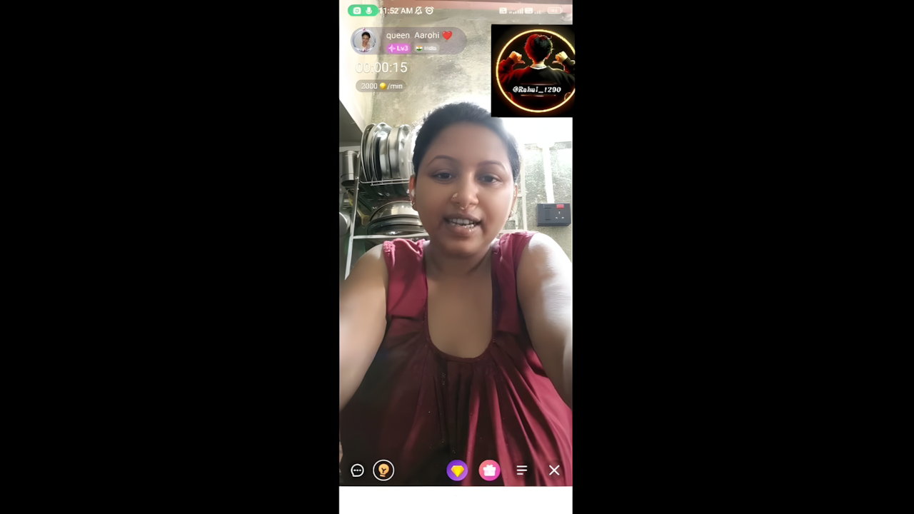 Queen Aarohi Chamet My Desi MMS Leak