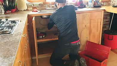 young Indian hires plumber and has to pay with her virgin ass