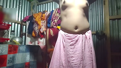 Indian Desi bhabhi medium ass and dewar por