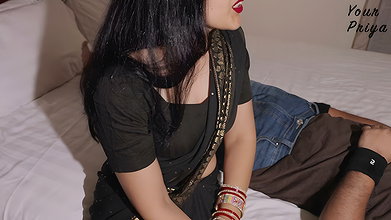 Stepmom’s Back Scratch Request Turned Her Horny Leading to Blowjob Hot Sex
