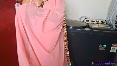 Gulabi Saree and Full of Squirt
