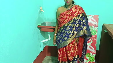 My sister-in-law sona bhabhi took my big cock extremely deep sucking and hardcore fucking