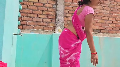 Komal’s brother-in-law, when there was no one in the house, he was shaking the land vigorously with his underwear out