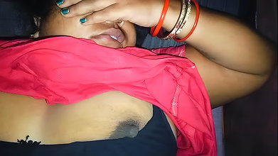 Tik Tok queen was in mood for fuck at midnight… oh my God very big pussy