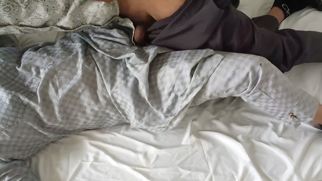 Desi Village Hot Stepsister’s Tight Pussy Fuck in Hindi – Mydesi