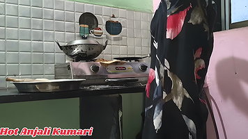 Stepmother Caught Naked in Kitchen by Stepson – Indian Sex MMS