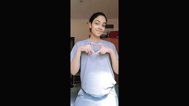 Sexy Slim Babe