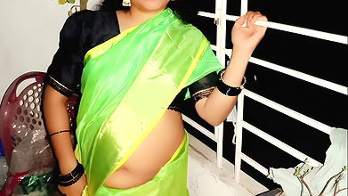 Desi bhabhi with his fiance in a bedroom for happy new year. Superb scenes with clear bengali audio