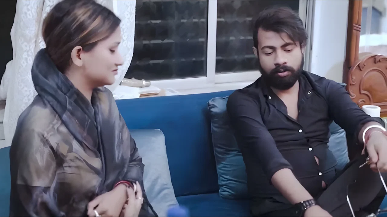 Bhabhi ko Jabbardasti Daaru Pila Ke Choda – My Desi