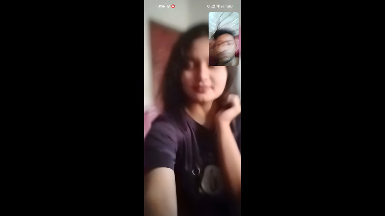 CUTE DESI COLLEGE GIRLFRIEND STRIPING FOR BF IN SEX MMS
