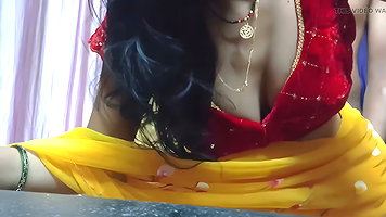 Bhabhi Get Doggy Style Fucked by Strong Man in Indian Sex MMS