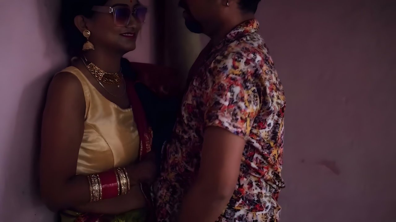 Bhabhi ko kela ke khet me bulakar choda Indian Sex MMS