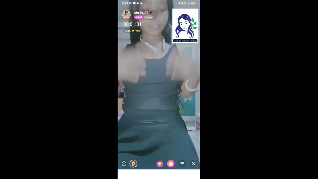 Piu89 Chamet Private Show Indian Sex MMS Leak