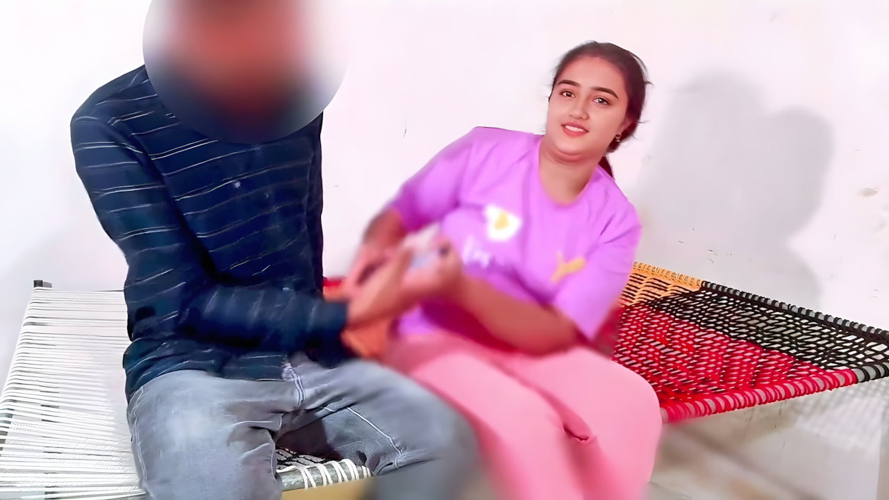 Indian Sex MMS: Horny Little Stepsis Fights Stepbrother Over Fat Dick