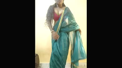 Stripchat-Public.Show-c-Telugu_Naughtyy_Priya-2024.05.09.113009