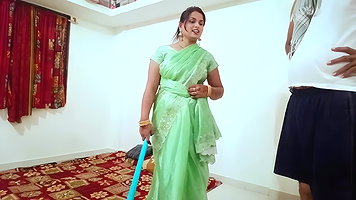Rhea Bhabhi Indian Sex MMS Shocked Room Owner