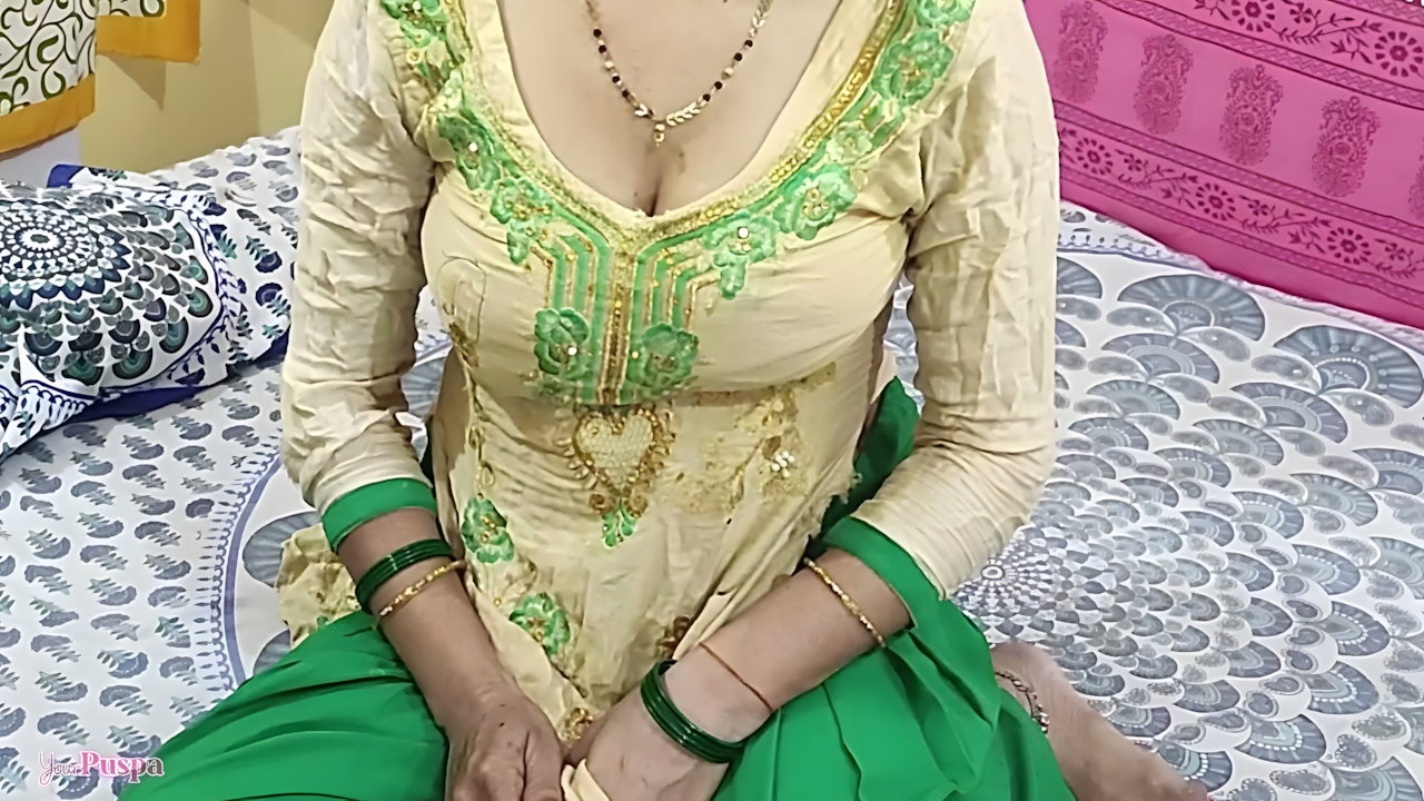Maid Cleaning Boss Room Torn Salwar Pussy Appeared My Desi