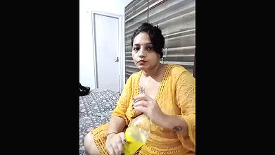 Stripchat-Public.Show-c-Hotgujjumodal19-2024.08.07.184326