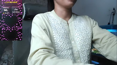 Stripchat-Public.Show-f-Miss_Sugar143-2024.09.04.020129