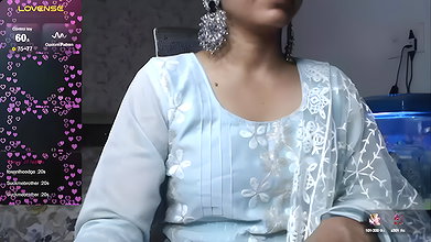 Stripchat-Public.Show-f-Miss_Sugar143-2024.08.26.031434