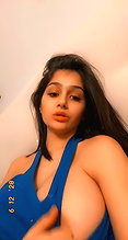 Naughty GF Reveals Her Juicy Boobs in Indian Sex MMS