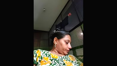Stripchat-Public.Show-c-Hotgujjumodal19-2024.06.22.164915