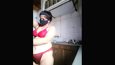 Stripchat-Public.Show-c-Amritanikhill-2024.06.25.051203