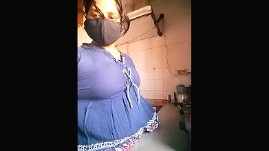 Stripchat-Public.Show-c-Amritanikhill-2024.03.05.112448