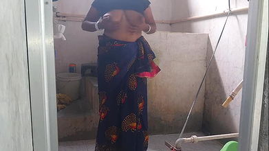 Pooja Bhabhi Coming Bathroom Hard Blowjob Fucking  Faphouse