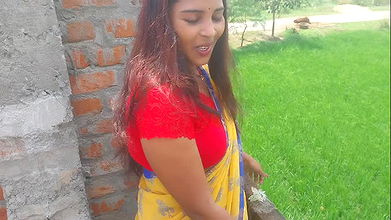 Deshi Pooja Bhabhi Come in Floor Fucking Video  Faphouse