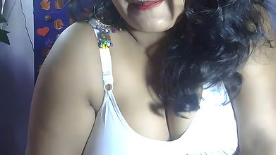 Stripchat-Public.Show-f-Sexy_komolika-2024.08.05.192853