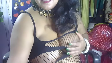 Stripchat-Public.Show-f-Sexy_komolika-2024.07.11.135538